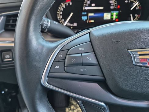 Used 2019 Cadillac XT5 Premium Luxury w/ Driver Assist Package AWD/4WD image 24