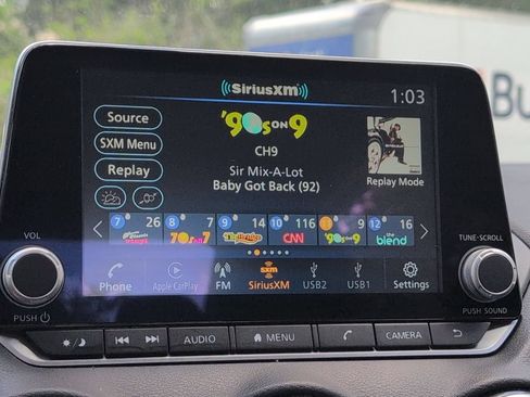 Used 2025 Nissan Sentra SV FWD image 18