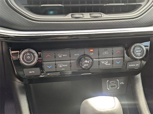 New 2026 Jeep Compass Trailhawk w/ Sun, Sound & Navigation Group image 21