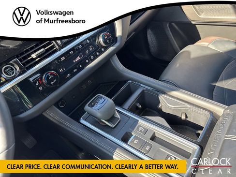 Used 2024 Nissan Pathfinder Platinum w/ Cargo Package image 20