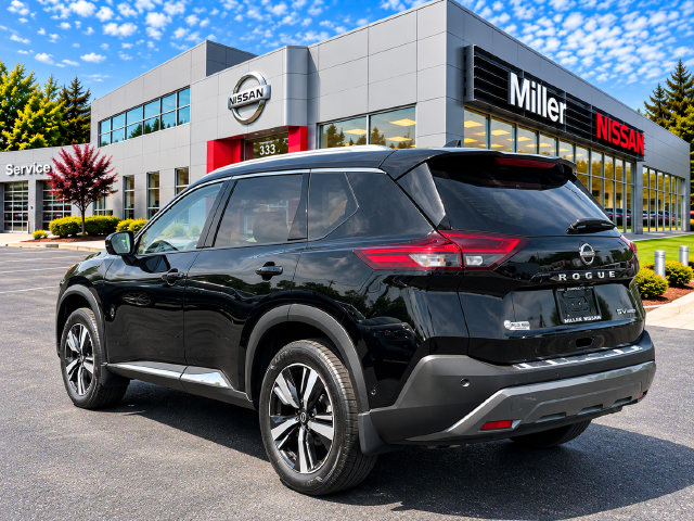 Certified 2023 Nissan Rogue SL w/ SL Premium Package AWD/4WD image 3