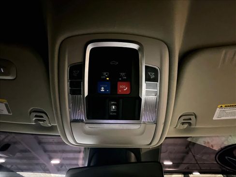 Used 2022 RAM 1500 Laramie image 22