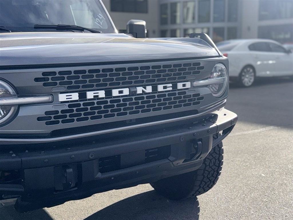 Used 2024 Ford Bronco Badlands AWD/4WD image 11