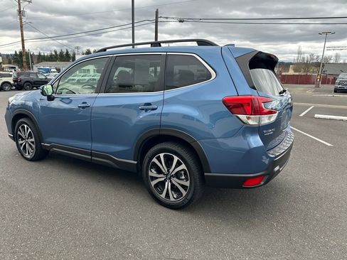 Used 2020 Subaru Forester Limited w/ Popular Package #3 image 4