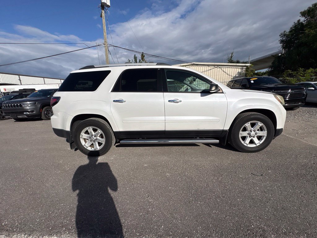 Used 2016 GMC Acadia SLE FWD image 2