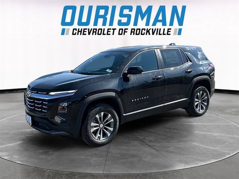 New 2026 Chevrolet Equinox LT image 2