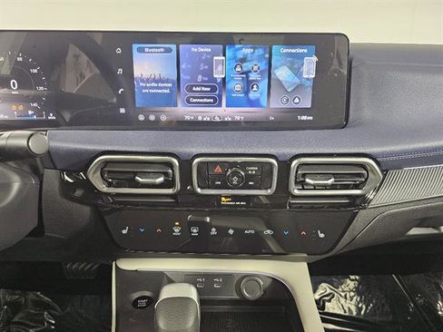 New 2026 Nissan Sentra SL w/ Floor Mat Package image 31