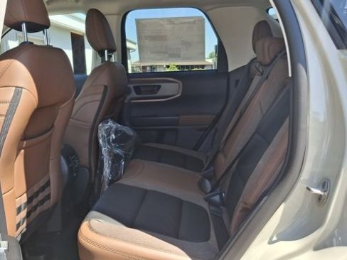 New 2025 Ford Bronco Sport Outer Banks w/ Outer Banks Tech Package+ image 5