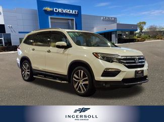 Used 2017 Honda Pilot Elite video 1