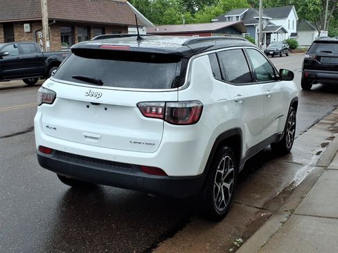 Used 2025 Jeep Compass Limited AWD/4WD image 6