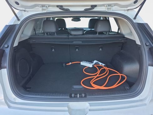 Used 2022 Kia Niro EX Premium FWD image 23