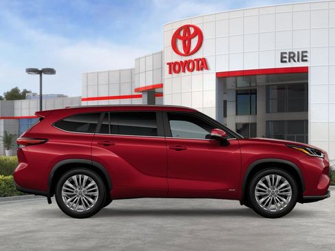 New 2026 Toyota Highlander Platinum image 14