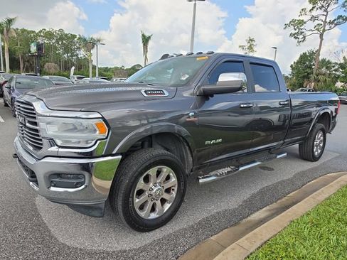 Used 2019 RAM 3500 Laramie AWD/4WD image 3