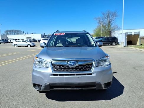 Used 2016 Subaru Forester 2.5i Premium w/ All-Weather Package image 2