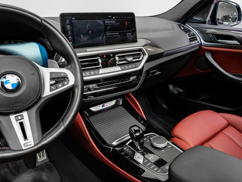 Used 2024 BMW X4 M40i w/ Premium Package image 28