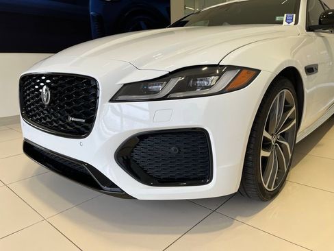 Used 2024 Jaguar XF R-Dynamic SE image 12