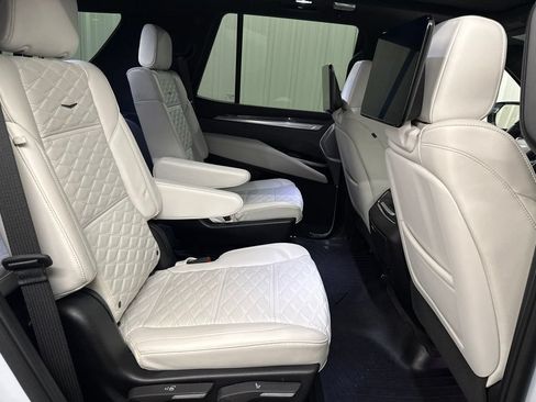Certified 2026 Cadillac Escalade V AWD/4WD image 28