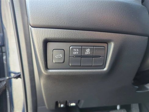 Used 2018 MAZDA CX-5 Touring w/ Preferred Equipment Package FWD image 13
