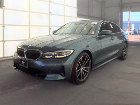 Used 2019 BMW 330i Sedan w/ Convenience Package RWD image 1