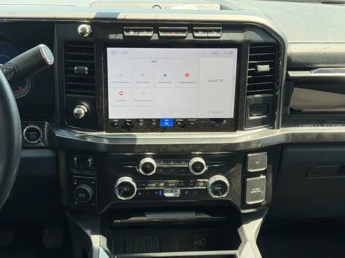 Used 2024 Ford F250 Lariat w/ Sport Appearance Package AWD/4WD image 12