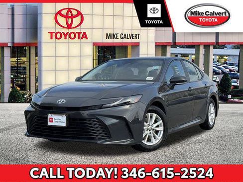 Certified 2025 Toyota Camry LE FWD image 1