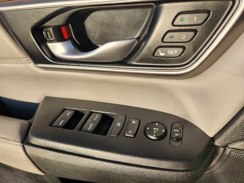Used 2021 Honda CR-V Touring image 13