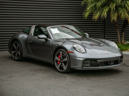 Used 2026 Porsche 911 Targa 4S AWD/4WD image 6