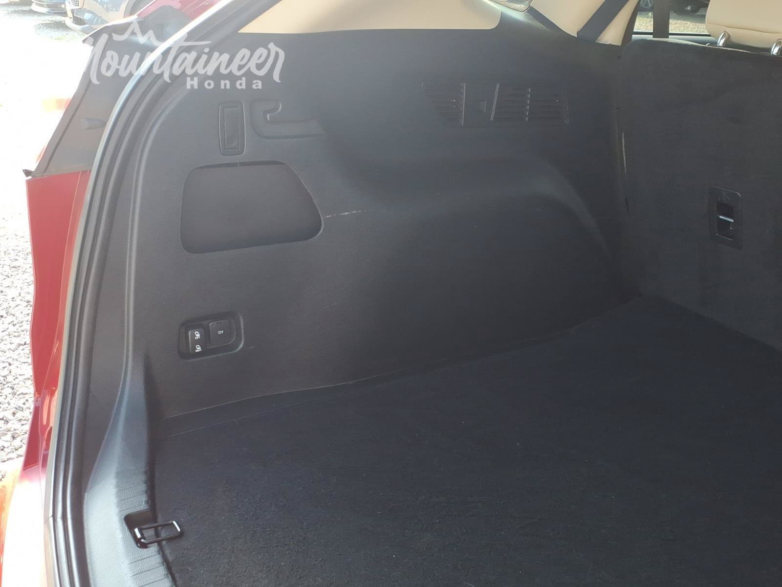Used 2024 Ford Edge SEL w/ Convenience Package AWD/4WD image 22