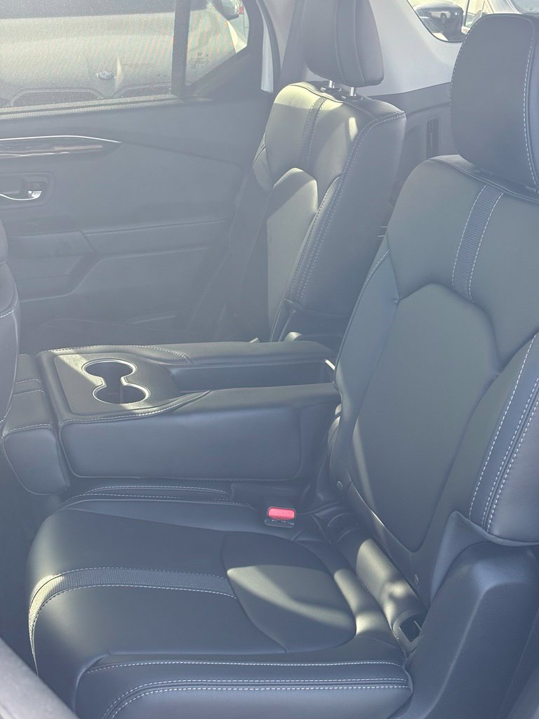 Used 2025 Honda Pilot EX-L image 14