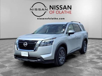 Used 2025 Nissan Pathfinder SV