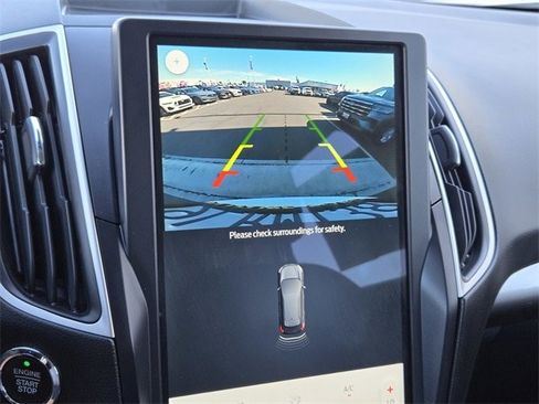 Certified 2024 Ford Edge SE w/ Black Appearance Package image 15