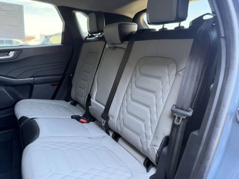 Used 2023 Ford Escape SE w/ PHEV Premium Package image 18