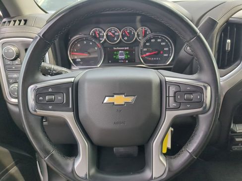 Used 2023 Chevrolet Silverado 2500 LT AWD/4WD image 29