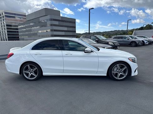 Used 2018 Mercedes-Benz C 300 Sedan image 4