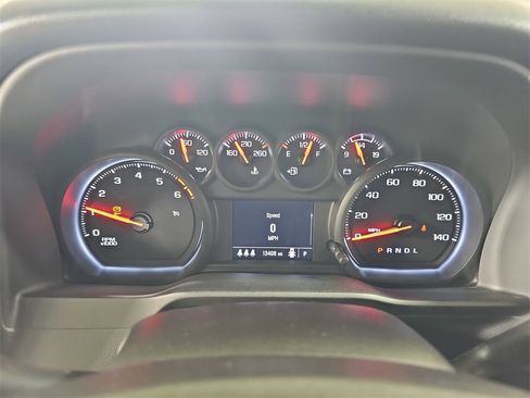 Used 2024 Chevrolet Silverado 2500 Custom w/ Custom Value Package image 25