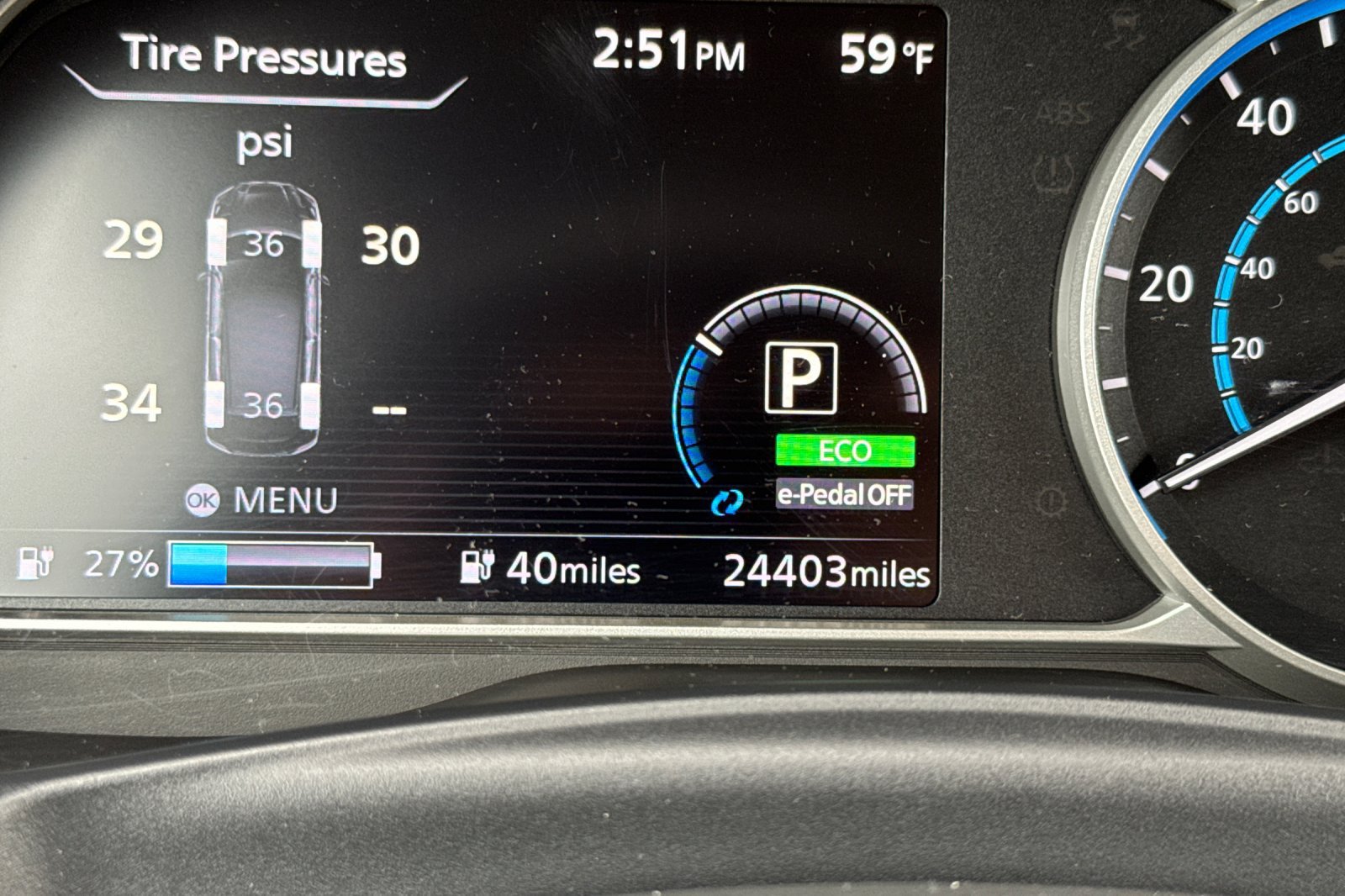 Used 2025 Nissan Leaf S FWD image 42