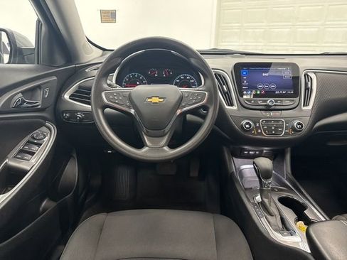 Used 2024 Chevrolet Malibu LT FWD image 22