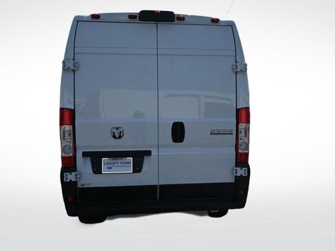 Used 2026 RAM ProMaster 2500 w/ Convenience Group FWD image 33