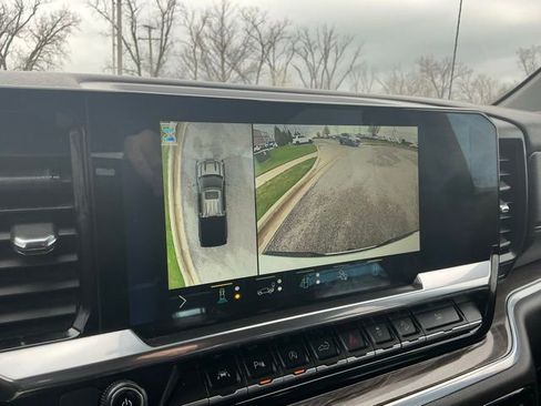 Used 2022 Chevrolet Silverado 1500 LTZ image 28