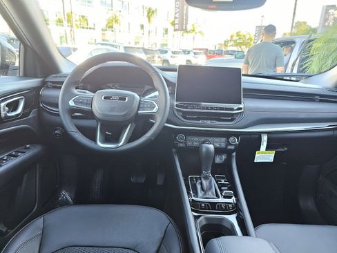 New 2026 Jeep Compass Trailhawk image 25