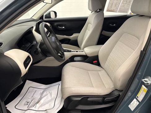 Used 2024 Honda HR-V LX image 10