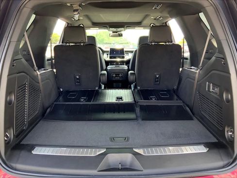 Used 2024 Chevrolet Tahoe RST w/ Luxury Package AWD/4WD image 67