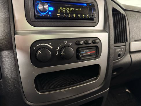 Used 2004 Dodge Ram 1500 Truck 2WD Regular Cab image 25