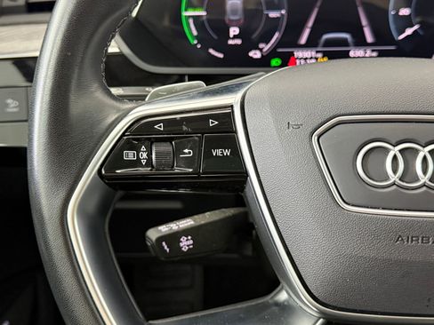 Used 2022 Audi e-tron Premium image 18