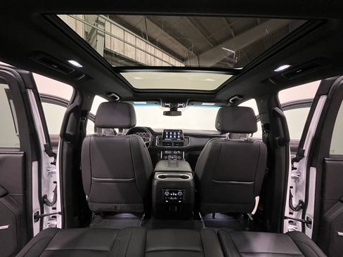 Used 2021 Chevrolet Tahoe Z71 w/ Z71 Signature Package image 23