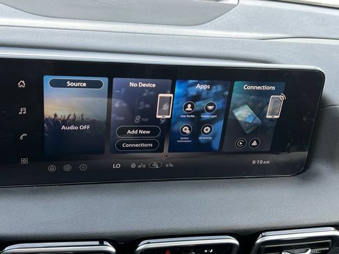 New 2026 Nissan Sentra SV w/ SV Convenience Package FWD image 9