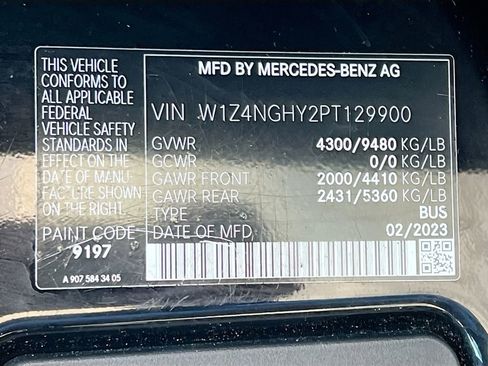 Used 2023 Mercedes-Benz Sprinter 2500 image 32