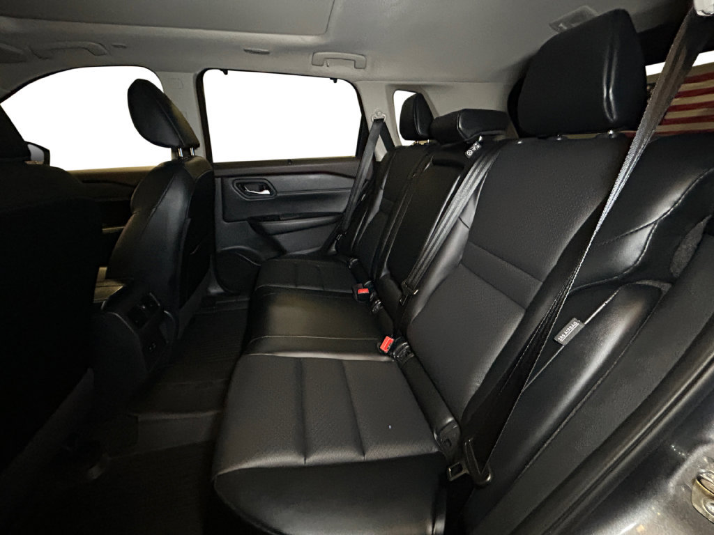 Used 2023 Nissan Rogue SV w/ SV Premium B Package AWD/4WD image 14