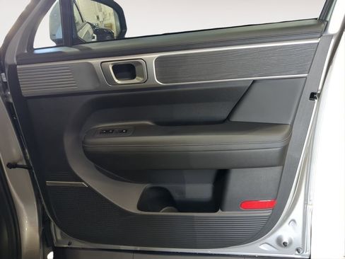 Used 2025 Hyundai Santa Fe Limited image 22