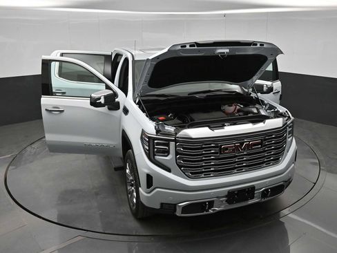 New 2026 GMC Sierra 1500 Denali w/ Denali Reserve Package AWD/4WD image 43
